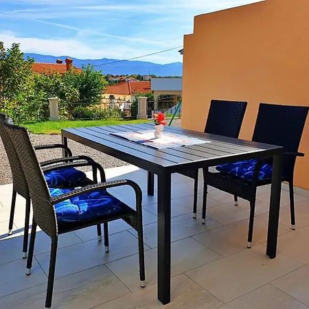 Rebeka By Interhome Šilo