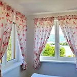 Rebeka By Interhome Apartmán *