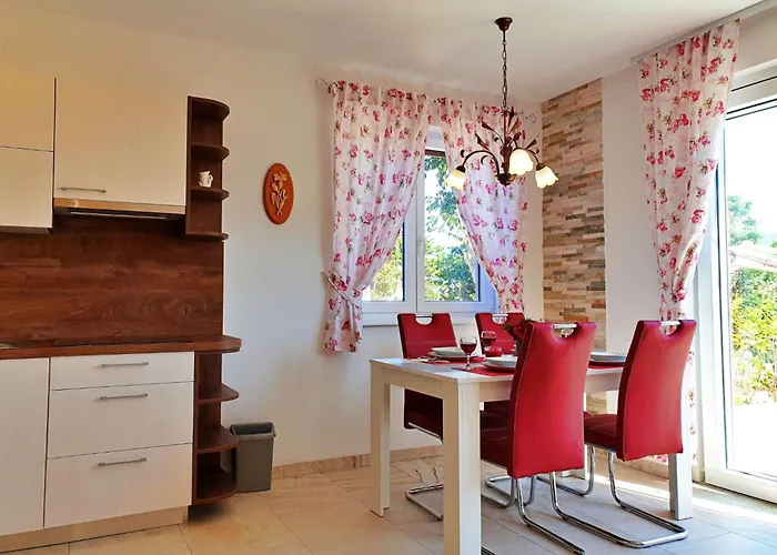 Rebeka By Interhome Apartmán *