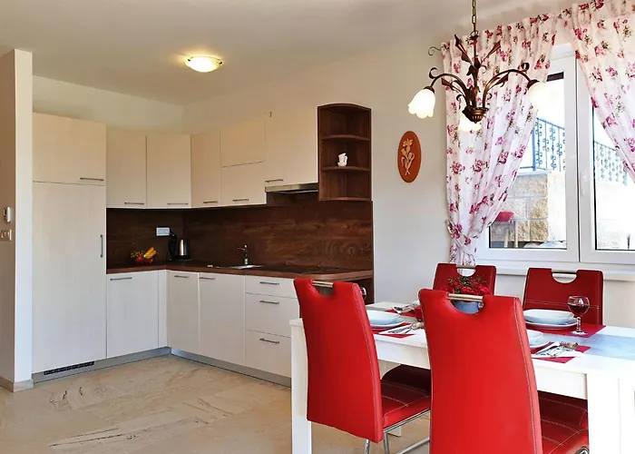 Rebeka By Interhome *