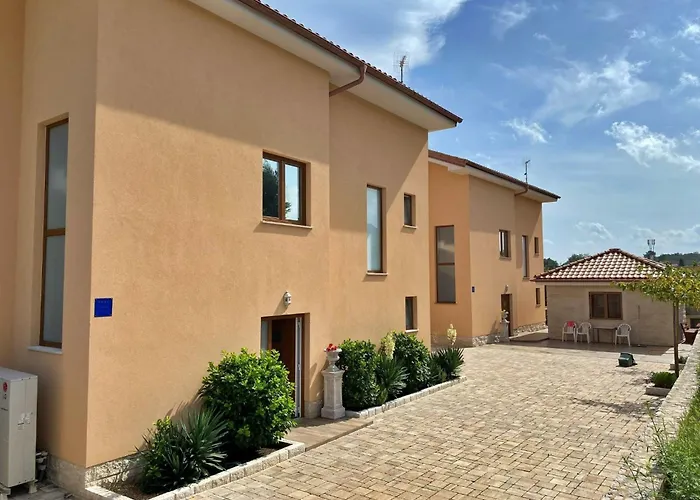 Rebeka By Interhome Apartmán